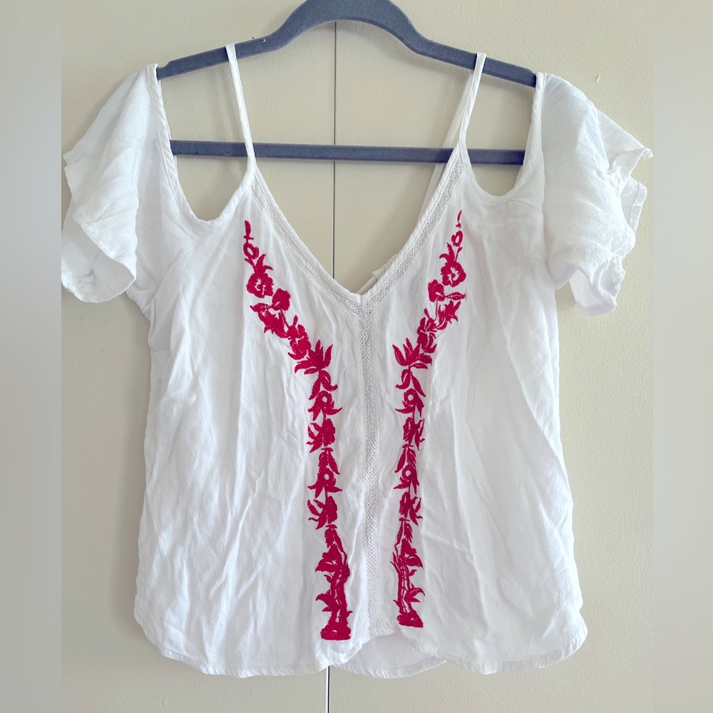 Forever21 Embroidered Top L